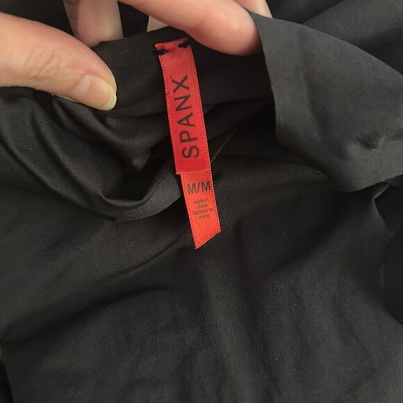 Spanx open bust slip black medium m worn once - Picture 2 of 3